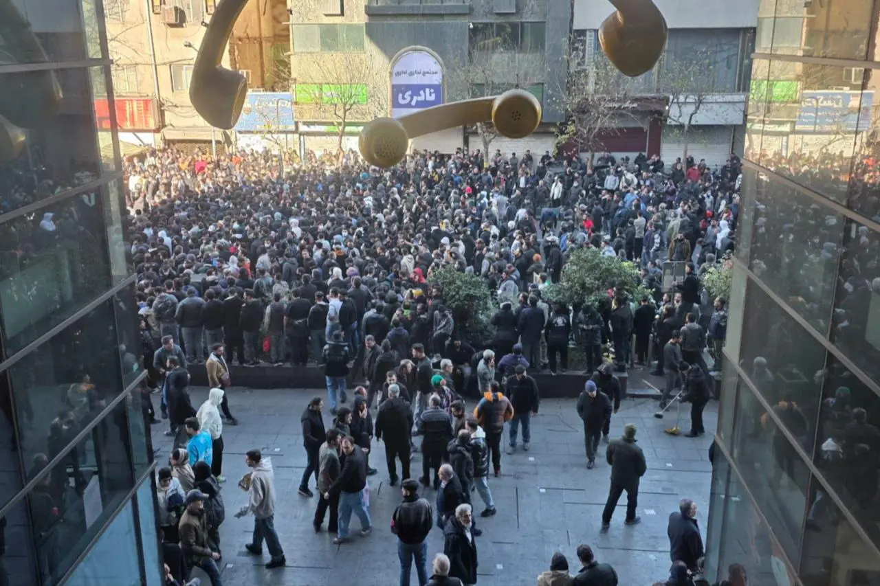 İran’da protestolar 12. gününde tüm ülkeye yayıldı