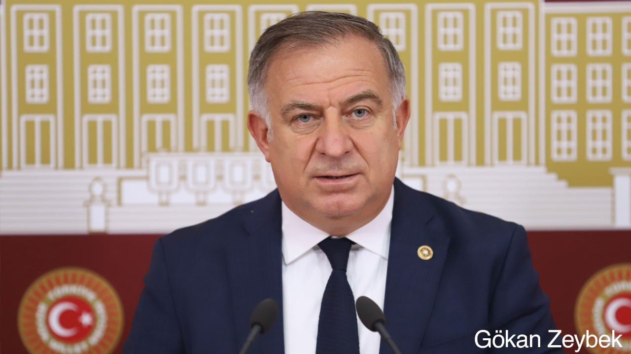 Yurt dışı tatiline izin zorunluluğu! CHP’den ‘daha fazla rezil olmayalım’ yasağı