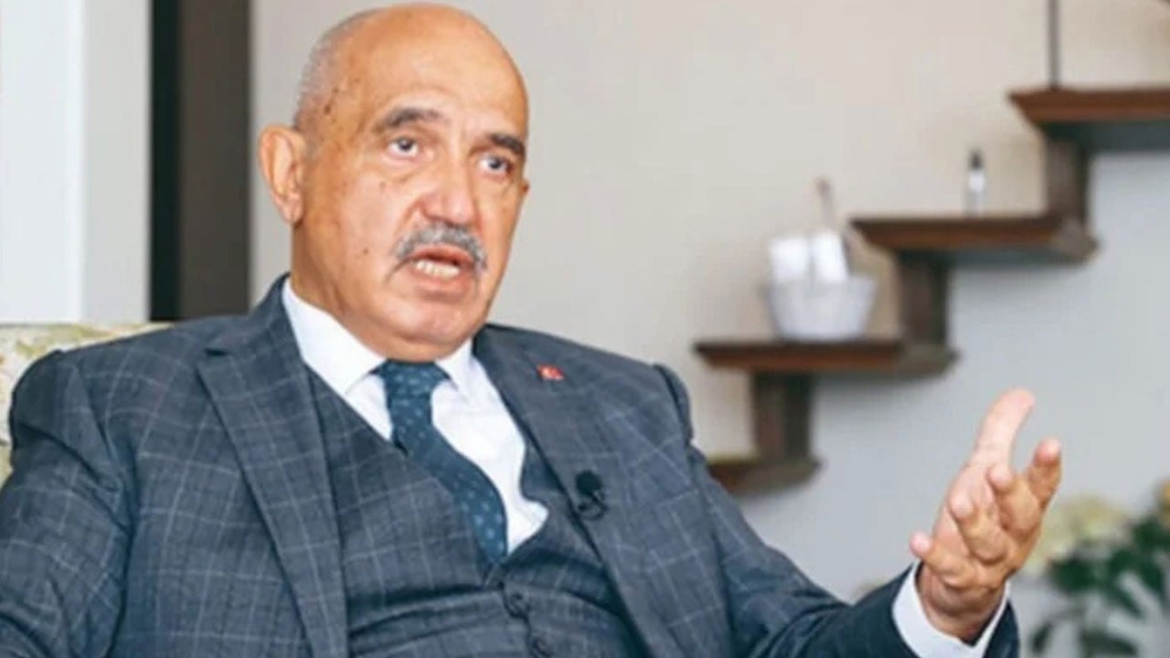 AK Parti'ye geçeceği konuşulan CHP'li başkan, Umre'den Cumhurbaşkanı'na selam ve dua göndermiş!
