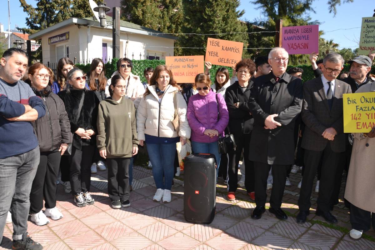 142 Yıllık Manisa Lisesi İçin “Mirasımıza Sahip Çıkıyoruz” Eylemi