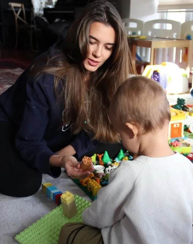 Ünlü oyuncu Leyla Lydia Tuğutlu şarkıcı oldu