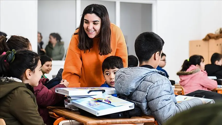İkinci ara tatil ne zaman, bayram tatiliyle birleşecek mi? 2025-2026 MEB 2. ara tatil takvimi