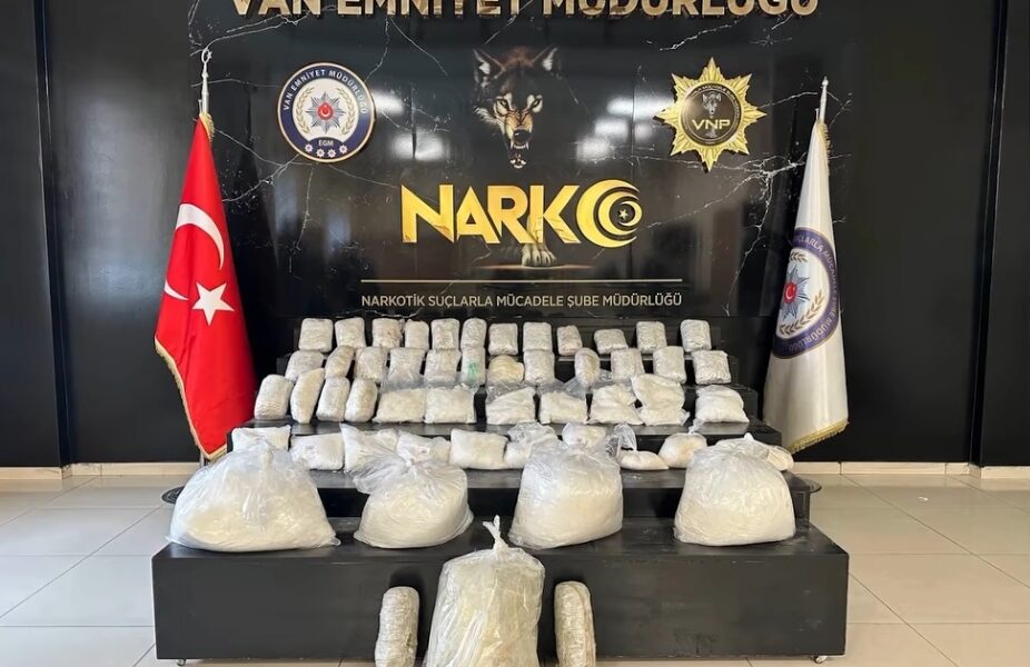 Van’da Uyuşturucuya Büyük Darbe: 90 Kiloya Yakın Madde Ele Geçirildi