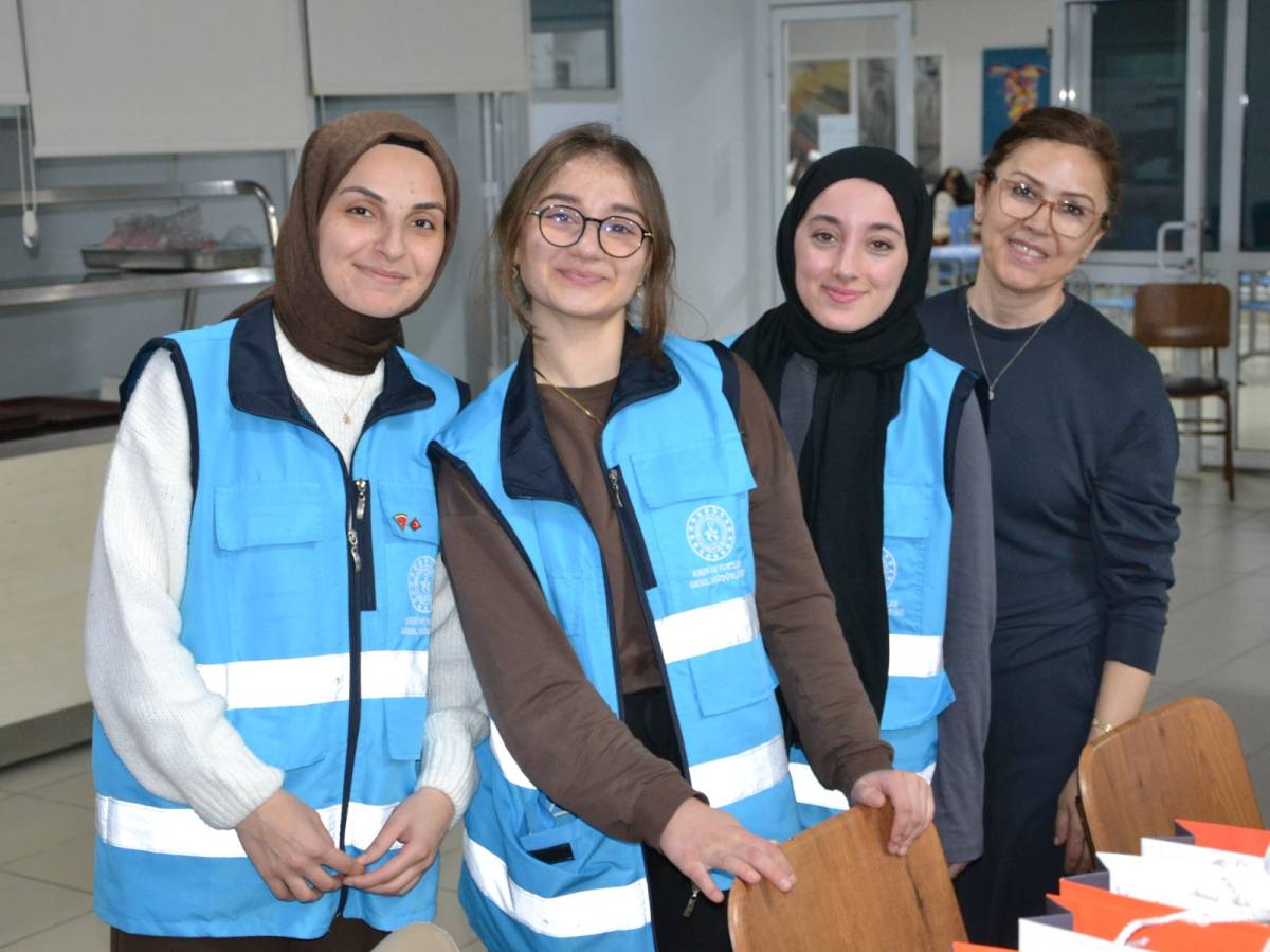 Muradiye KYK’da “Üç Kuşak Ramazan” Programı Düzenlendi