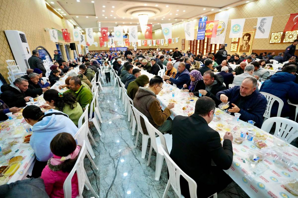 Büyükşehir, Ramazan Bereketini Köprübaşı’na Taşıdı