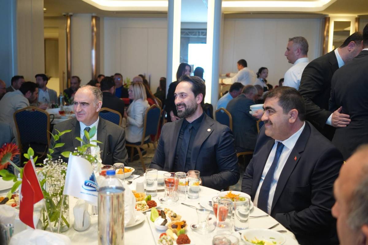 Arınç’tan MAGİD İftarında Manisa’ya Birlik Çağrısı