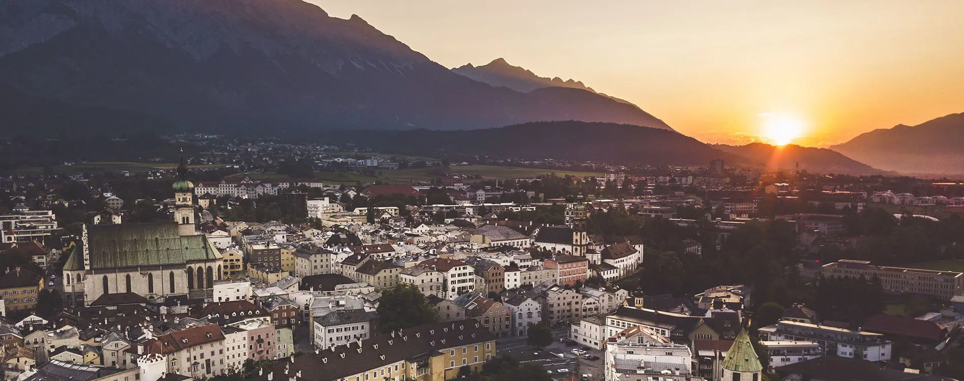 Avusturya’da Türk aileye ırkçı saldırı. Kapılarına domuz kafası bırakıldı