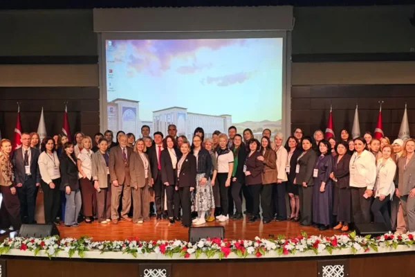 Rus dili öğretimi masaya yatırıldı