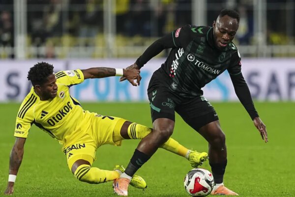 Fenerbahçe kupada yarı final için Konyaspor deplasmanında