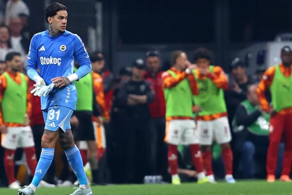 Ederson’dan gece yarısı açıklama. “Bunu yapmamalıydım”