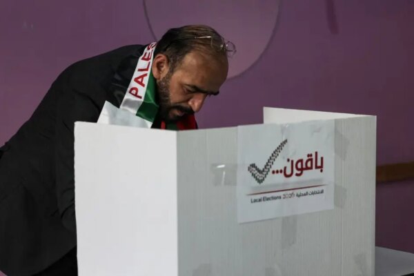 Filistinliler sandıkta. Gazze savaşından sonra ilk seçim