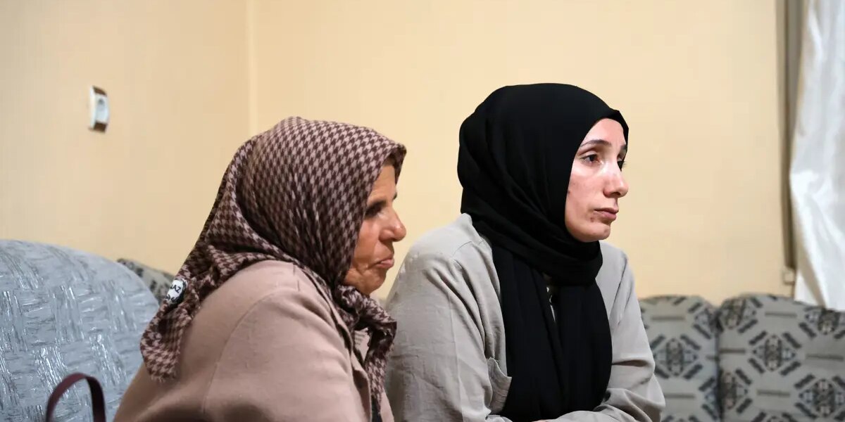 Mekiye’nin ablası, Gülistan’ın annesiyle buluştu. "Bir mezarları olsun"