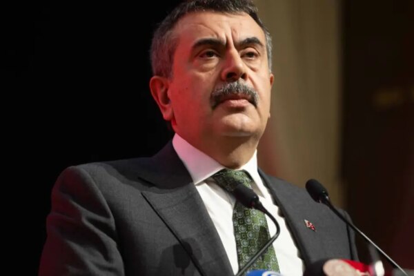 Milli Eğitim Bakanı Tekin, okullardaki yeni güvenlik önlemlerini açıklıyor