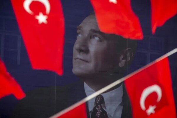 23 Nisan Ulusal Egemenlik ve Çocuk Bayramı. Siyasilerden 23 Nisan mesajları