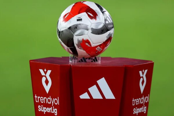 Süper Lig’de 31. haftanın perdesi açılıyor. Şampiyonluk yarışı ve küme düşme hattında kritik maçlar