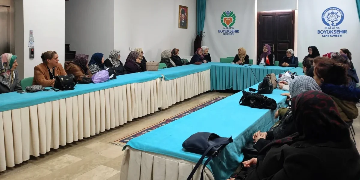 Şair Sülbiye Kutlu ile “Hayatın İçinden” programı düzenlendi