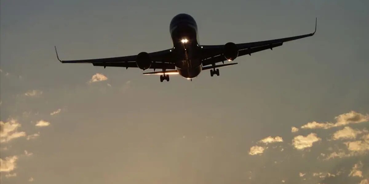 İran yarın dış hat uçuşlarına yeniden başlıyor