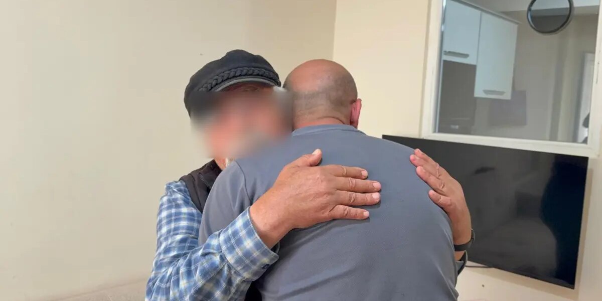 İyilik yaptığını düşünüyordu, 71 yaşındaki babasıyla birlikte cezaevine girdi