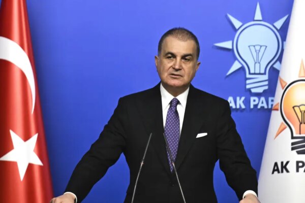 Ömer Çelik’ten DEM Partili Hatimoğlulları’na tepki