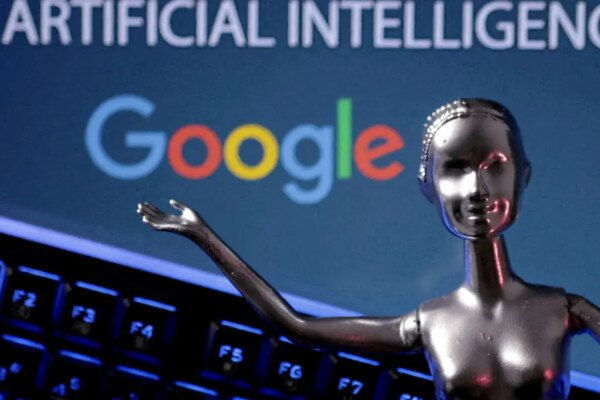 Google yapay zeka yarışında geriye mi düşüyor? CEO Pichai’den iddialara yanıt