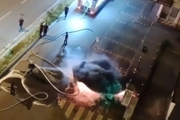 Elektrikli araç yangınına profesyonel müdahale