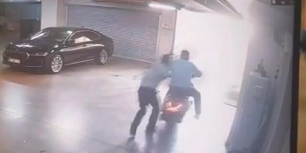 Çiğli Belediye Başkanı’nın makam aracına silahlı saldırı. Saldırgan böyle yakalandı