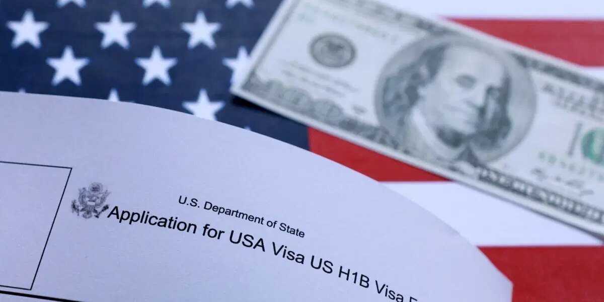 Trump’tan yeni vize hamlesi: 200 bin kişinin vizesi iptal edilebilir