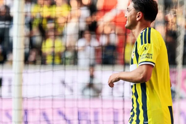 Fenerbahçe, Cengiz Ünder ile yollarını ayırdı