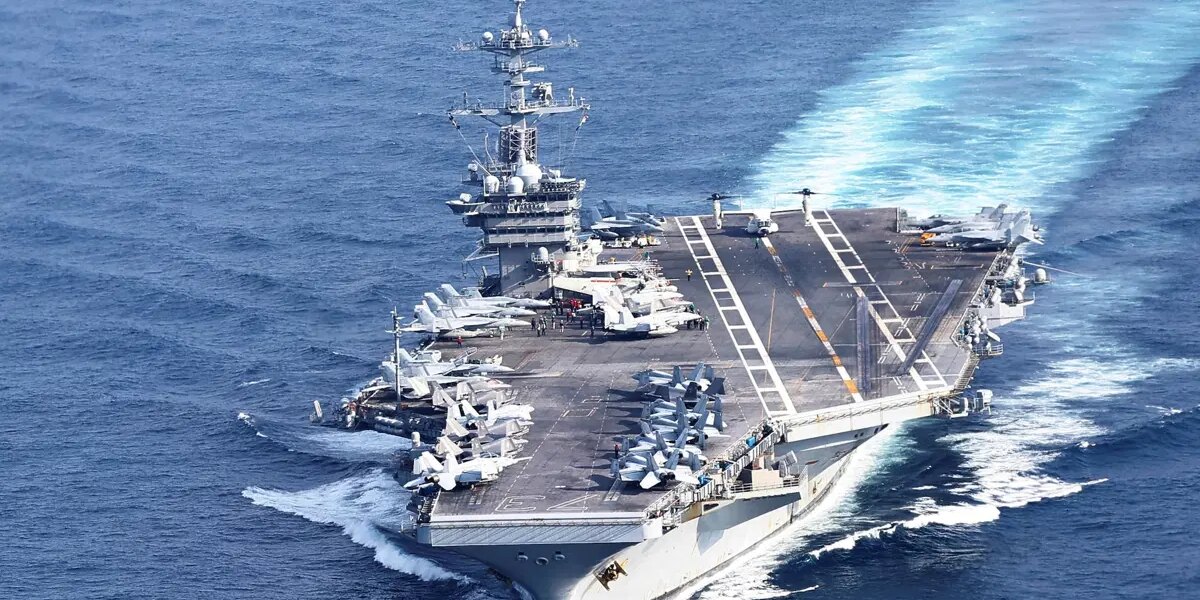 ABD uçak gemisi George Washington Orta Doğu’ya ulaştı