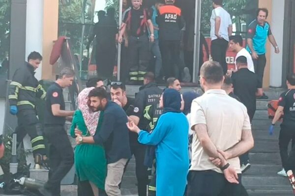 Spor salonunda yangın faciası! Ölü ve yaralılar var – Haber Hürriyeti