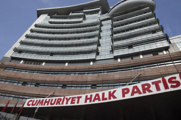 CHP’de gündem disiplin dosyaları. “İstifa etmiyoruz”