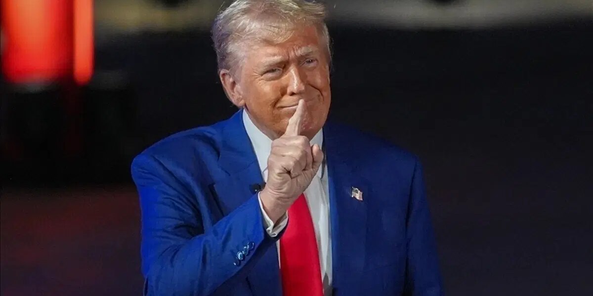 Trump, Hürmüz Boğazı’ndan son dönemde “inanılmaz” miktarda petrol taşındığını belirtti