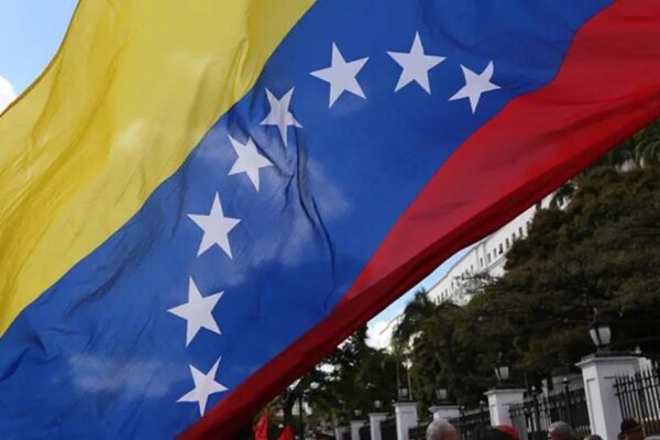 Trump, Venezuela ile “dünya tarihinin en büyük petrol anlaşmasını” yaptıklarını açıkladı