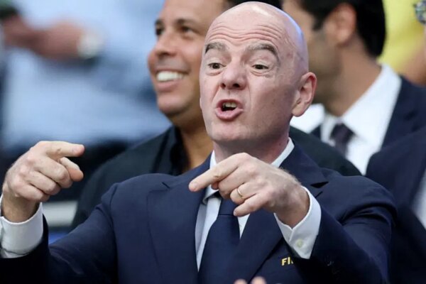 Gianni Infantino için büyük kriz. Bir ülke daha desteğini çekti