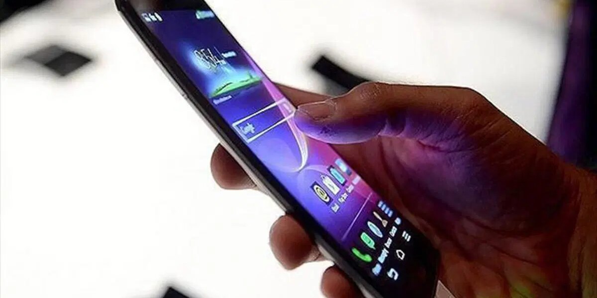 İkinci el telefon şirketinin sitesine ulaşılamadı. Müşteriler panikledi, şirketin patronu konuştu