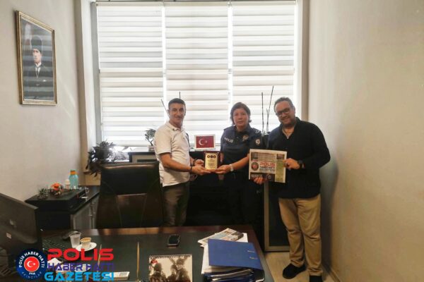 Polis Haber Hattı-Akıncılar Gazetesi İzmir Ekibi olarak Buca Emniyet Amirimiz Sn.Saide Bayrakdar’a Ziyaret