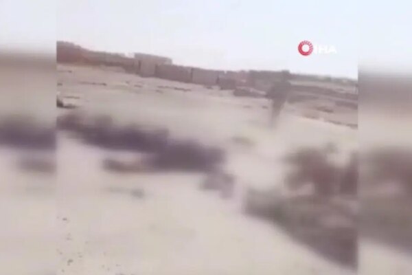 Husilerin Yemen’deki askeri kampa düzenlediği saldırıda 50 ölü, 100’den fazla yaralı