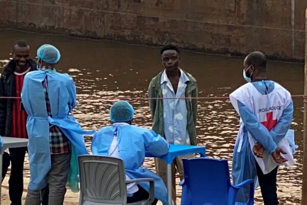 DSÖ, KDC’de Ebola bulaşan 10 bini aşkın kişinin neredeyse yarısının öldüğünü bildirdi