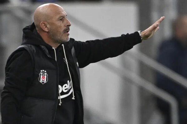 Italiano. “Avrupa’da iyi işler yapacağız. Bunun için söz veriyorum.”