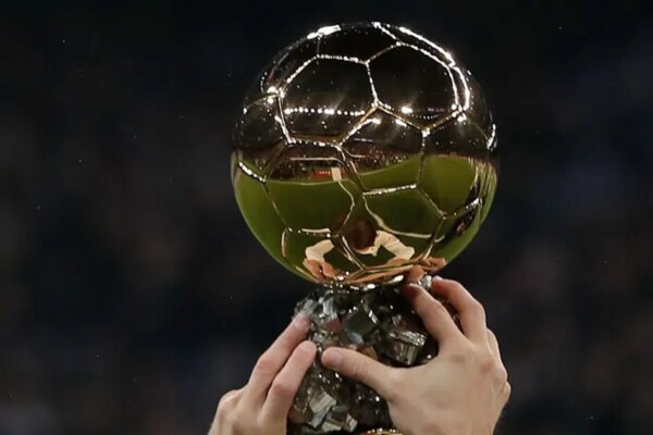 Messi ve Ronaldo yeniden karşı karşıya: Ballon d’Or tarihinin en iyisi seçiliyor