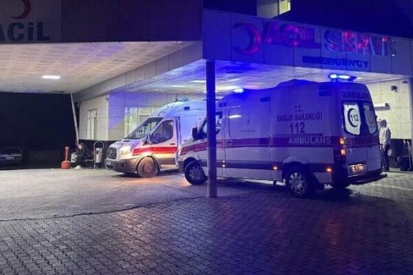 Aynı yemekten yiyen 80 işçi hastanelik oldu – Haber Hürriyeti