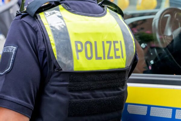 Almanya’da “Nazi müziği” operasyonu: 2 milyon euroyu aşan 33 bin CD, plak ve kaset