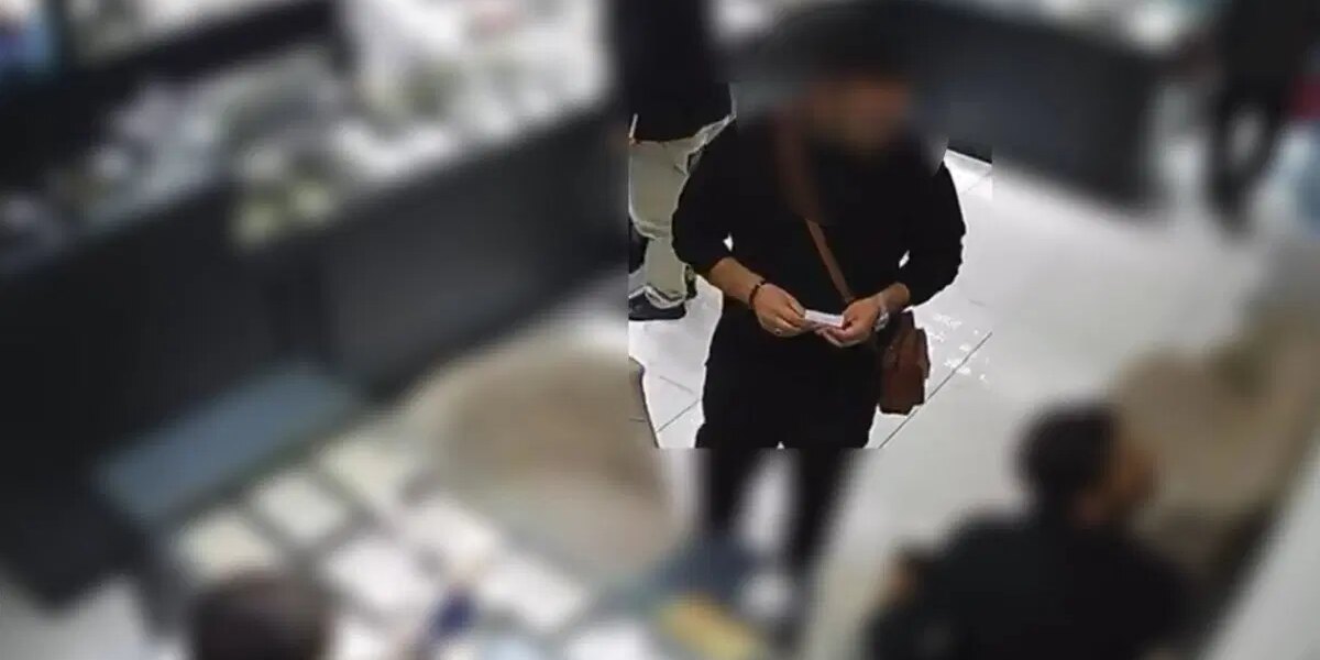 Konya’da 1,2 kilo altınla yakalandı: Telefon dolandırıcısına kuyumcuda suçüstü