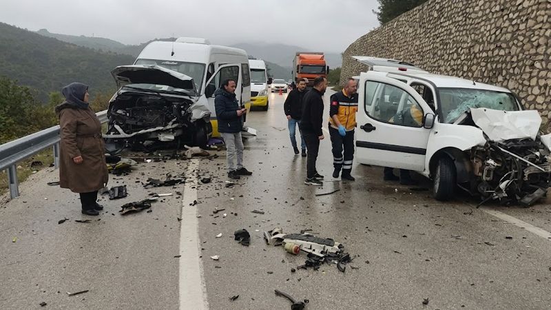 Bursa’da ortalık savaş alanına döndü! 1 ölü, 10 yaralı – Haber Hürriyeti