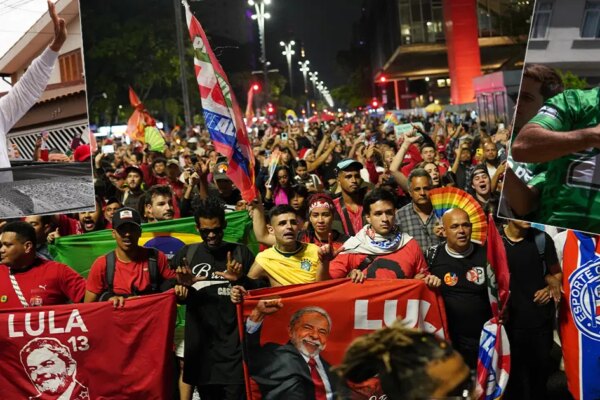 Brezilya’da seçim. Lula öne geçti, kutlamalar başladı