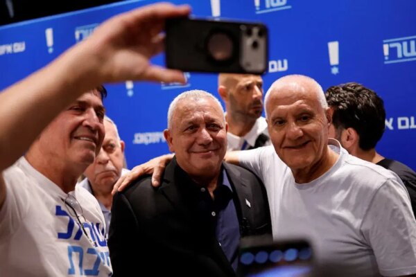 Netanyahu’nun en büyük rakibi Gadi Eisenkot kimdir?