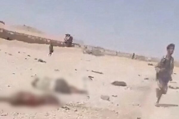 Husilerden Yemen’de askeri kampa saldırı. Ölü sayısı 58’e yükseldi